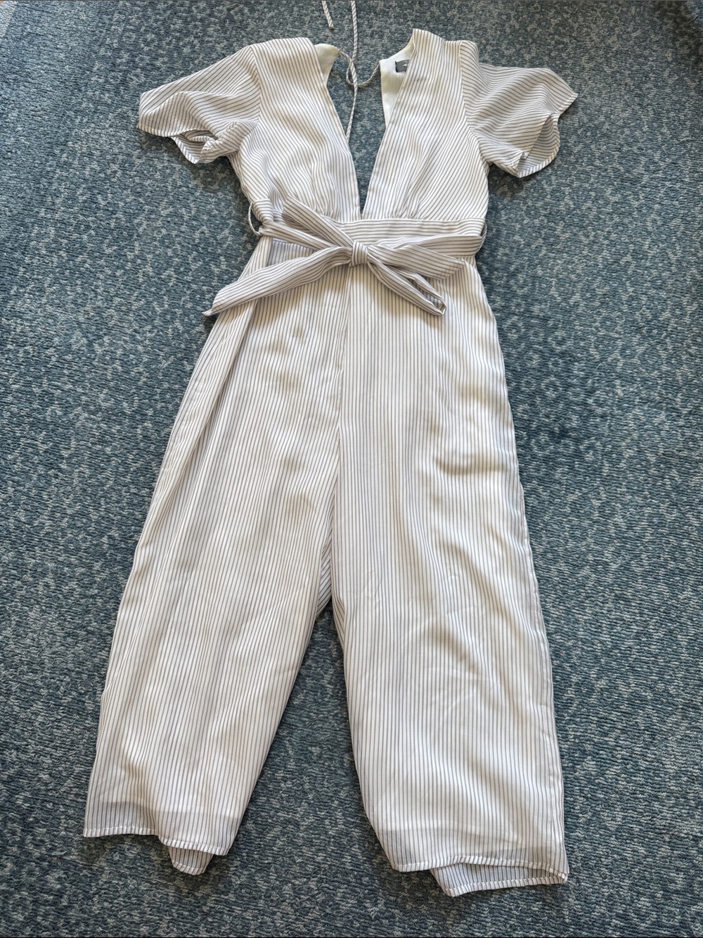 Striped V-Neck Tie-Waist Jumpsuit in Light Gray